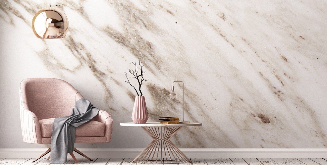 Πλακάκια, ξύλο, μάρμαρο: Πώς να τα εντάξετε με επιτυχία στη διακόσμηση της κατοικίας σας