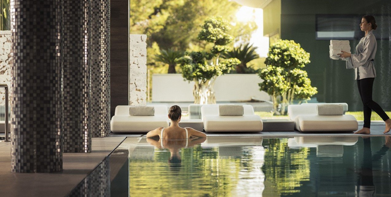 Τα καλύτερα retreats στη Μεσόγειο & όλες οι νέες wellness τάσεις 