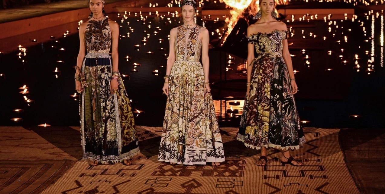 Ο Dior αναβιώνει τη θρυλική φωτογράφιση του στην Ακρόπολη 