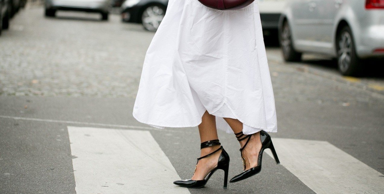 Tα summer shoes που θα κάνουν το απόλυτο matchy matchy με τα φορέματά σας