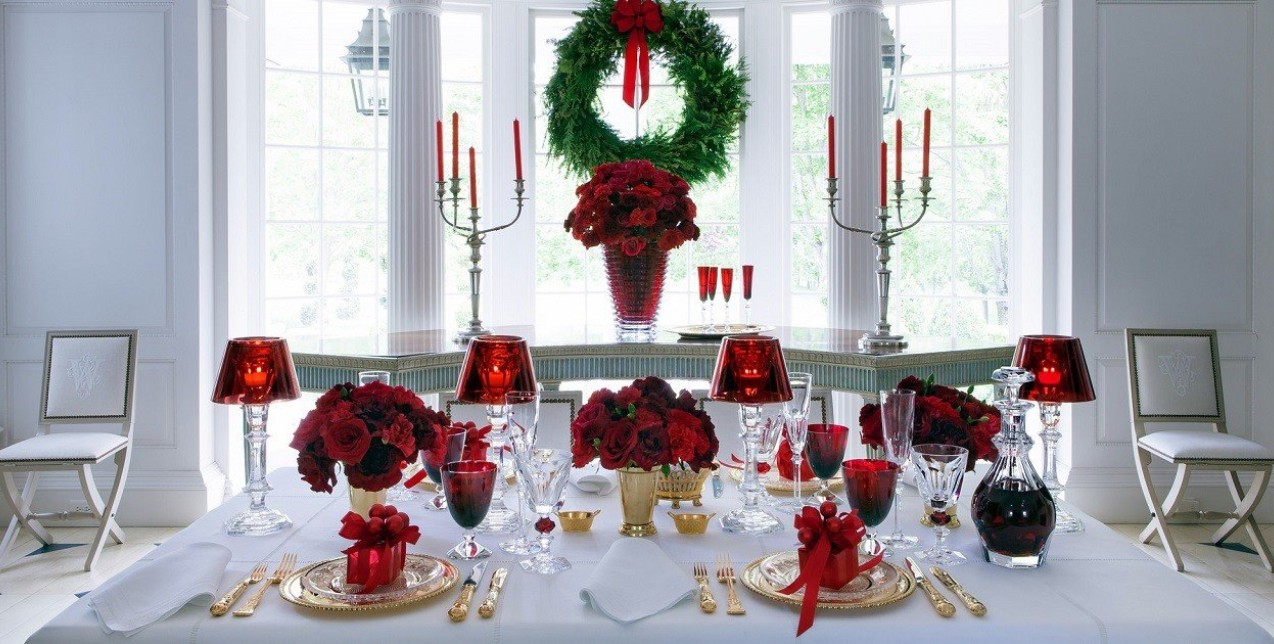 Holiday Gift Guide: Για τους απαιτητικούς ουρανίσκους 