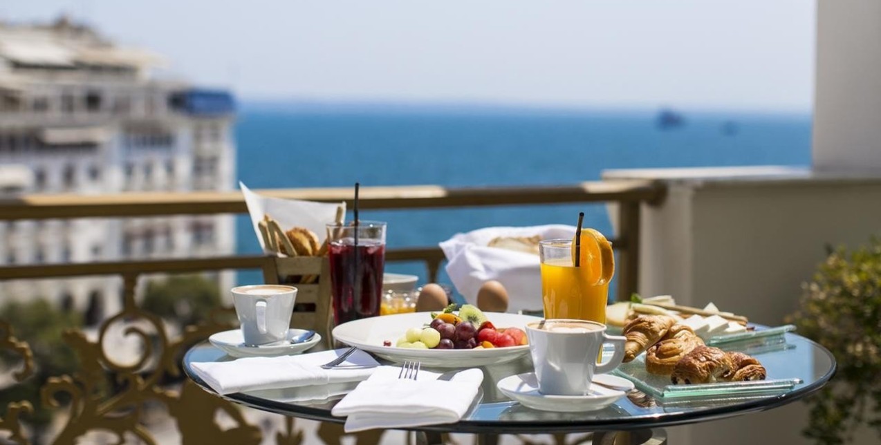 Ένα φιλανθρωπικό brunch για την ΕΛΙΖΑ στο Electra Palace 