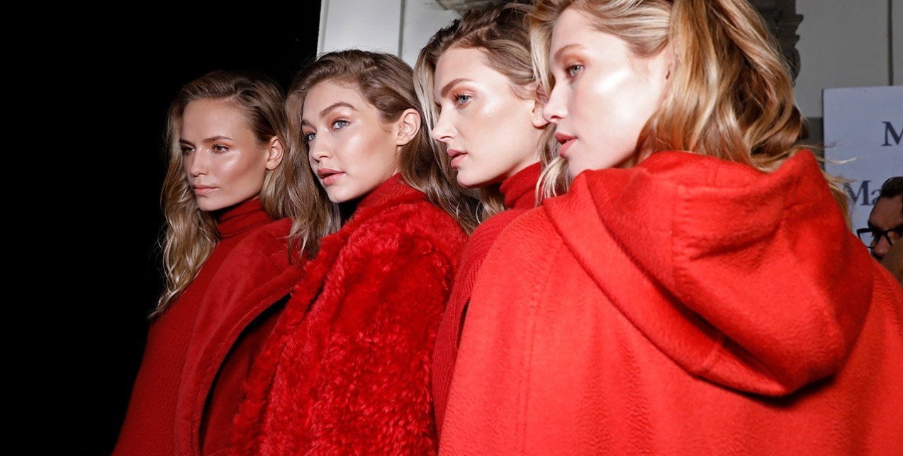 Το κόκκινο είναι το απόλυτο χρώμα του χειμώνα 