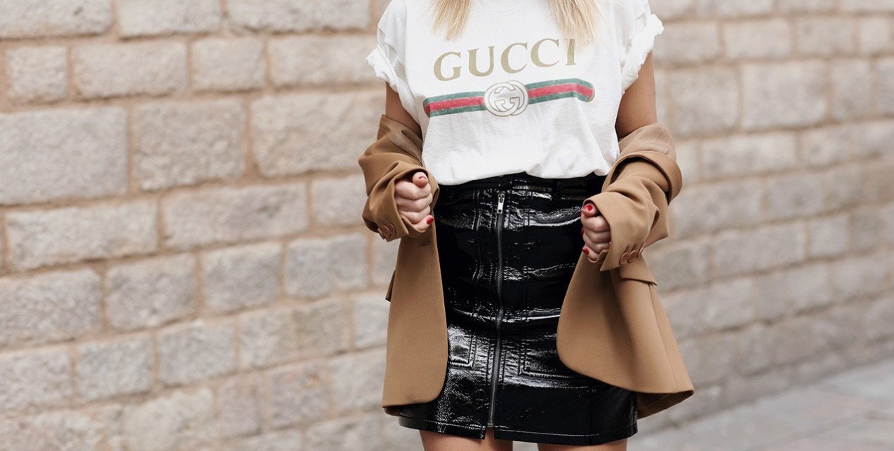 How to: Πώς να φορέσετε τη vinyl φούστα 