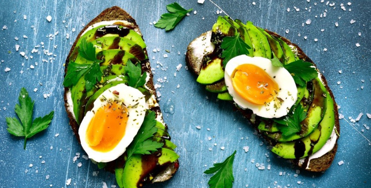 5+1 υγιεινές προτάσεις για πρωινό στις διακοπές σας 