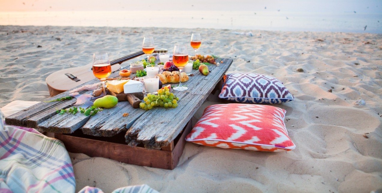 Summer Table: Ιδέες για ένα γευστικά ολοκληρωμένο μενού που «μυρίζει» καλοκαίρι 