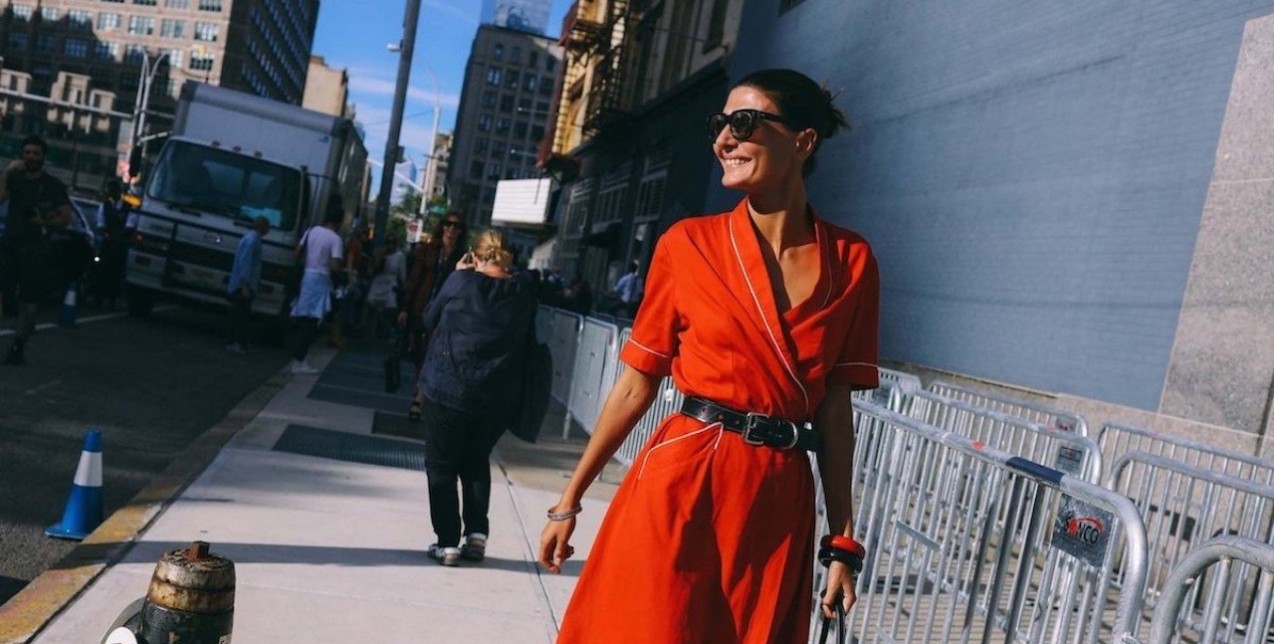 Golden Hour: Πώς να φορέσετε το απόλυτο χρώμα του καλοκαιριού 