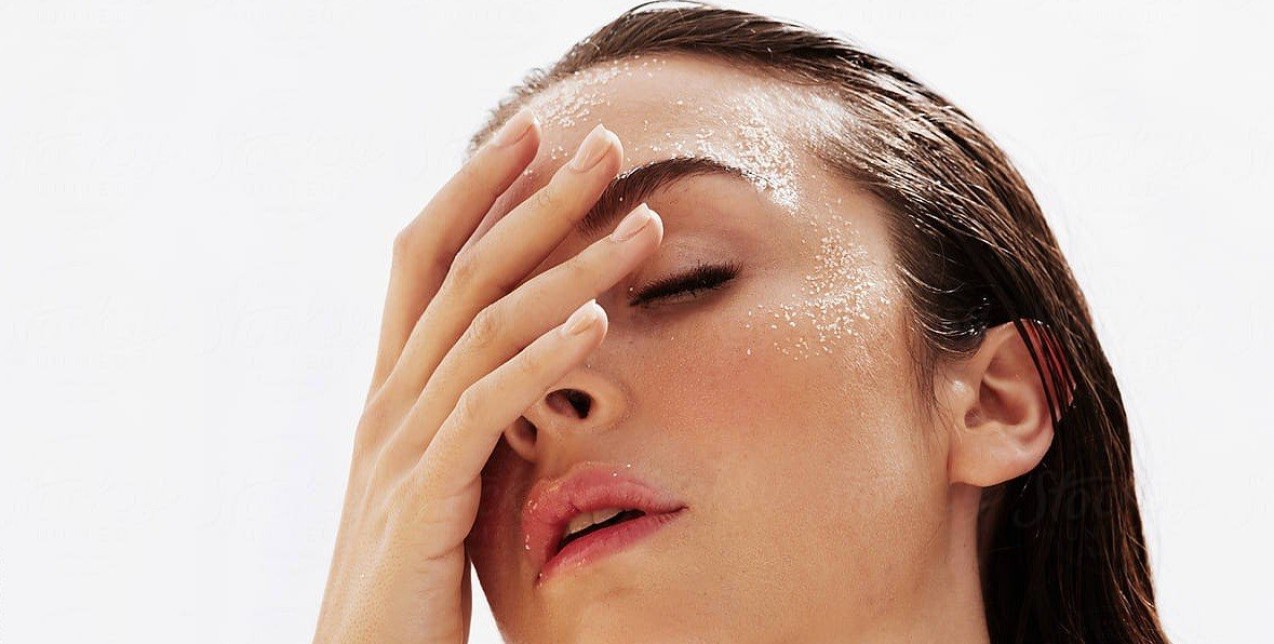 6 beauty προϊόντα που πρέπει να βγάλετε από το νεσεσέρ σας πριν μπει ο Αύγουστος 