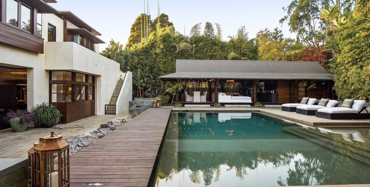 Celebrity houses: Μέσα στην εντυπωσιακή έπαυλη του ηθοποιού Matt Damon στο Los Angeles