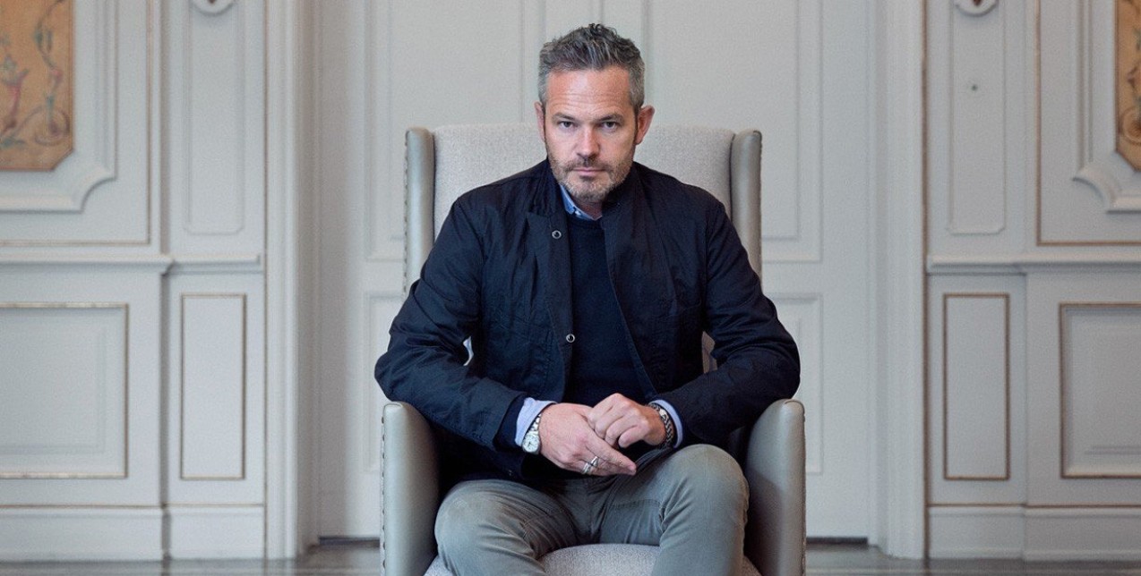 Tyler Brûlé: Ο Μr. Monocle διοργανώνει το κορυφαίο συνέδριό του στην Ελλάδα με υψηλούς προσκεκλημένους 