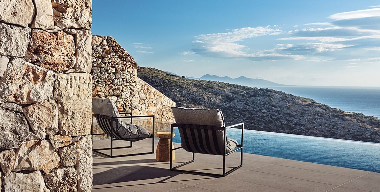 Mια κατοικία στη Ζάκυνθο υποκλίνεται στο φυσικό περιβάλλον του Ιονίου πελάγους 