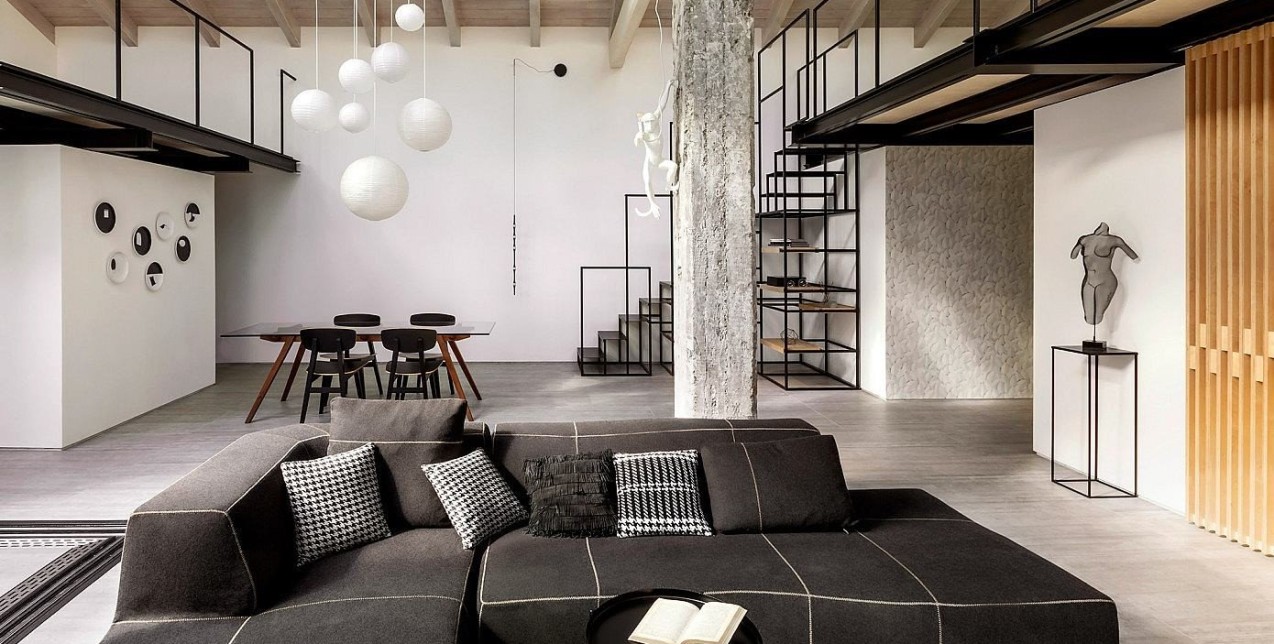 Δείτε πώς ένας βιομηχανικός χώρος στο Τορίνο μετατράπηκε σε ένα σύγχρονο σπίτι  