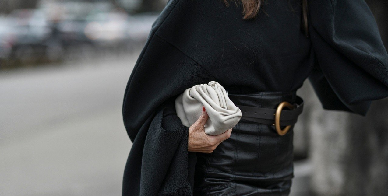 Styling tips: Οι ζώνες που θα κολακέψουν τη σιλουέτα σας 