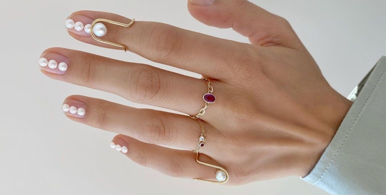 Nails: Προτάσεις για να διαλέξετε τα πρώτα νύχια του Δεκεμβρίου  