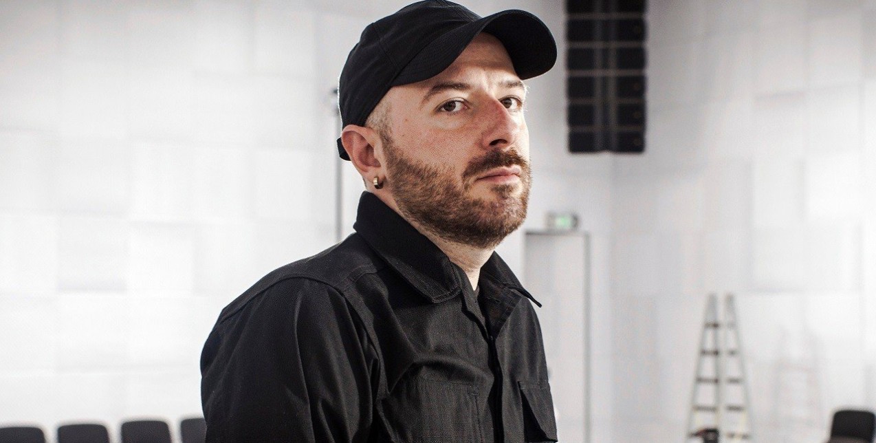O Balenciaga του Demna Gvasalia: Πώς ο σχεδιαστής επαναπροσδιορίζει το σχεδιαστικό DNA του οίκου