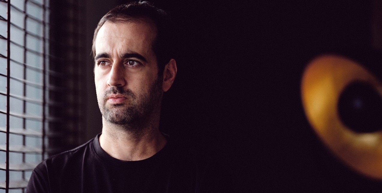 Τhe Talks: Με τον φωτογράφο, Νίκο Κοντοσταυλάκη 