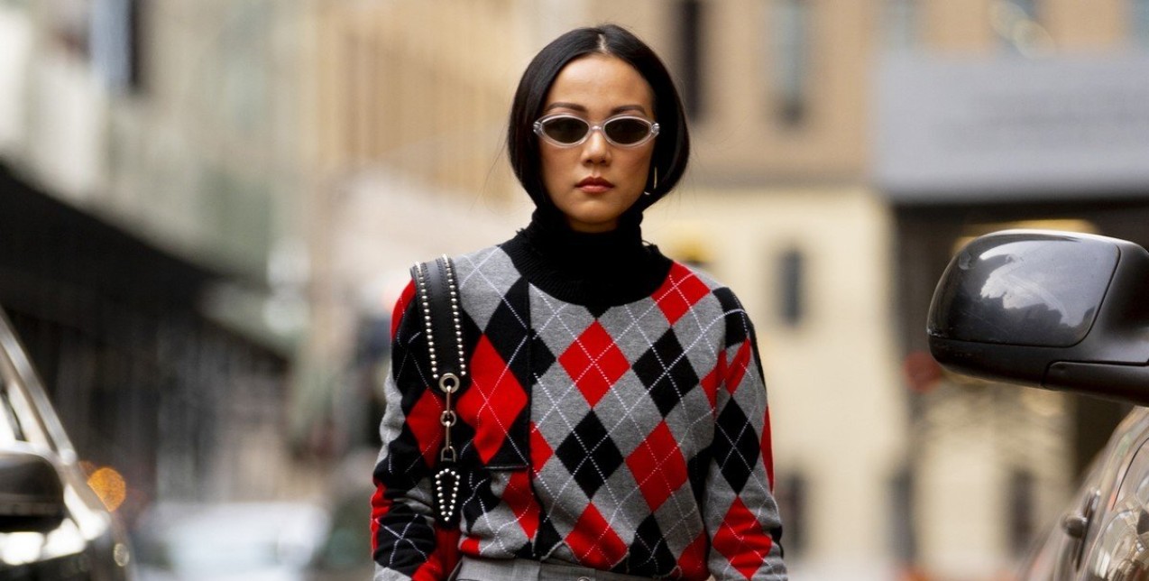 Τα πιο «παιχνιδιάρικα» πουλόβερ για super stylish χειμερινά σύνολα