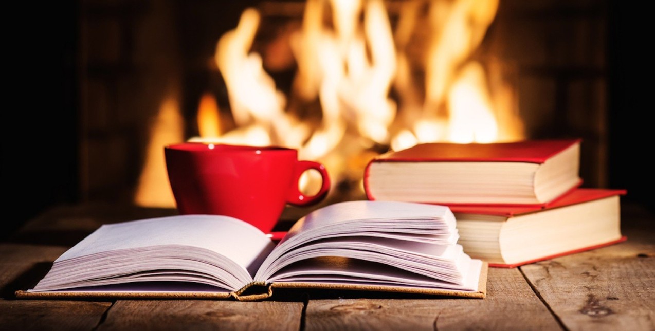 5 βιβλία που μπορείτε να διαβάσετε μέσα στις γιορτές