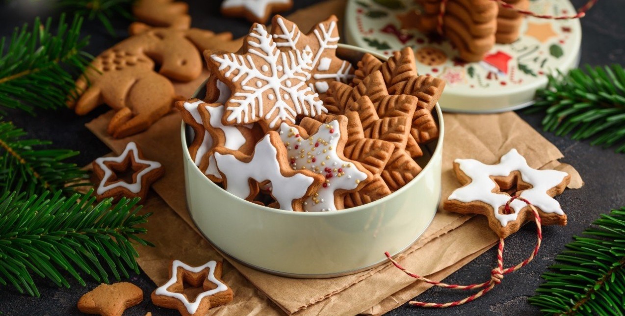 Smells like Christmas: Μάθετε από που προέρχονται τα πιο διάσημα χριστουγεννιάτικα γλυκά 