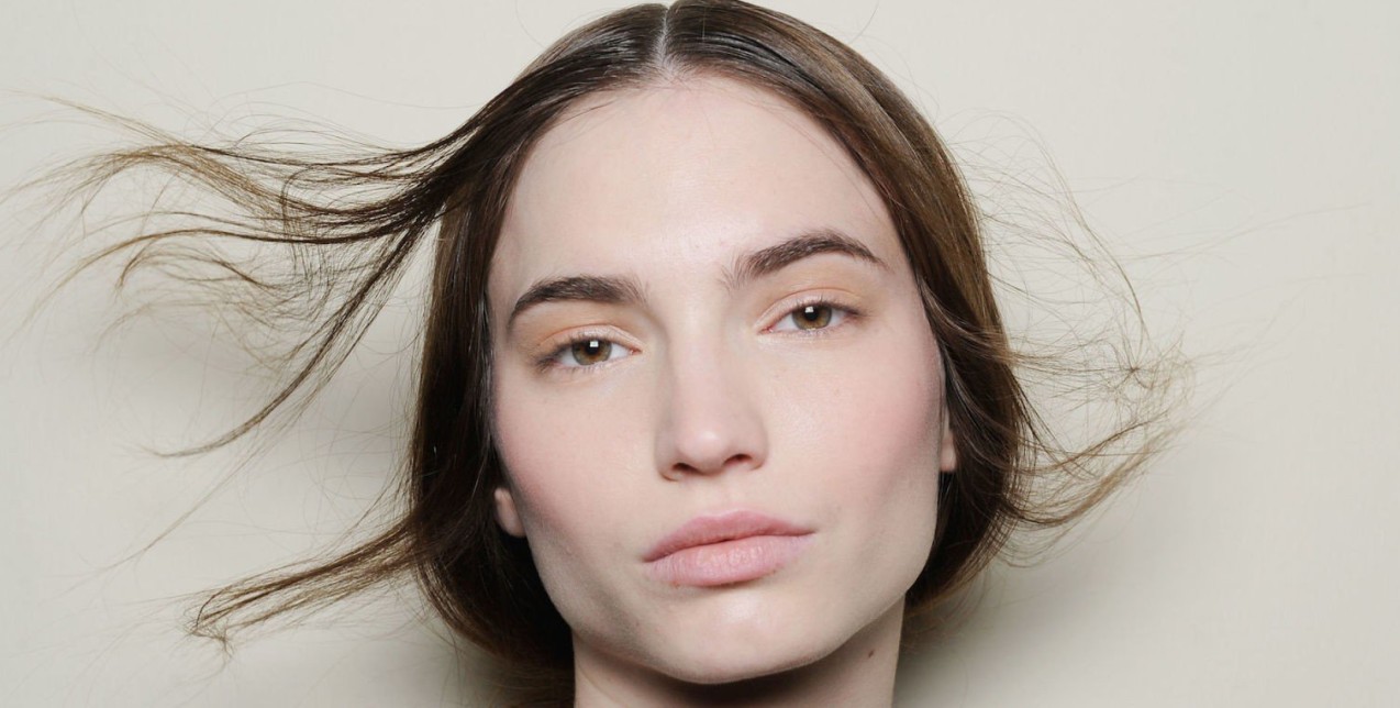 Μαύρα στίγματα: Πώς να τα αφαιρέσετε μόνες σας στο σπίτι