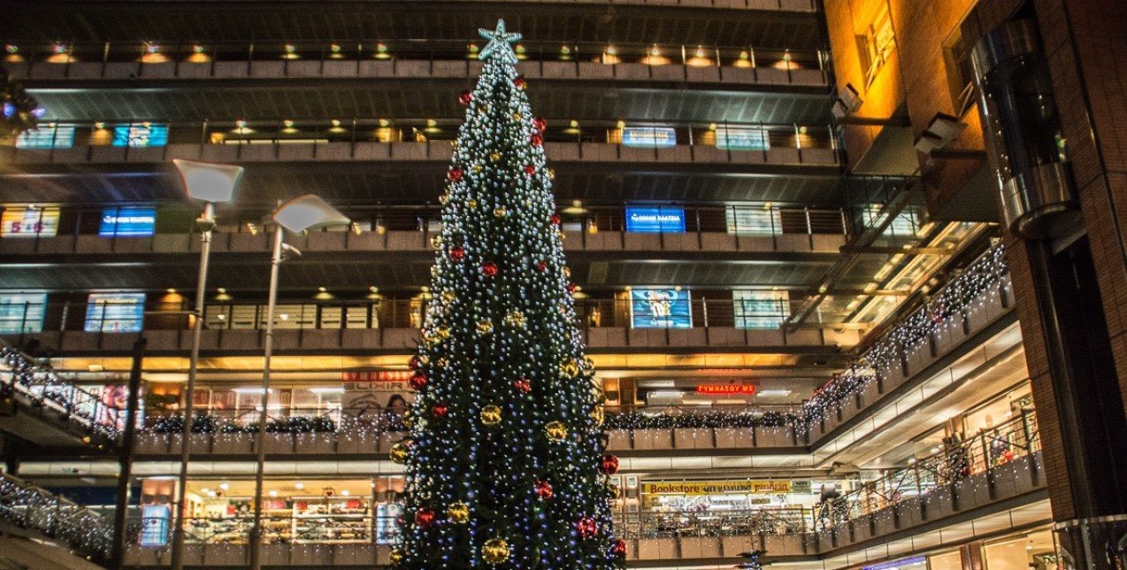 Holiday season: Ποιο θα είναι το εορταστικό ωράριο των καταστημάτων της πόλης 