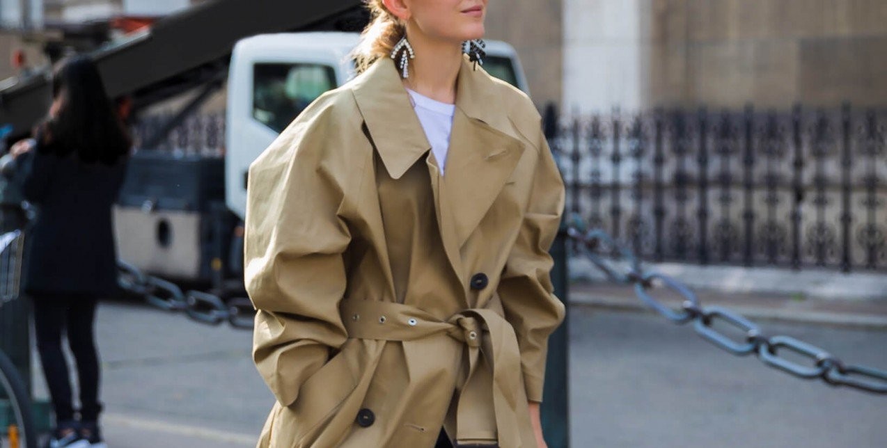 Πώς θα φορέσετε από τώρα το πιο ανοιξιάτικο πανωφόρι 