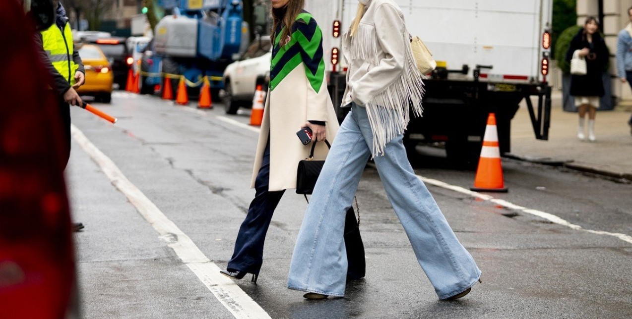 Τα καλύτερα shoe designs για να συνδυάσετε με τα wide-leg trousers