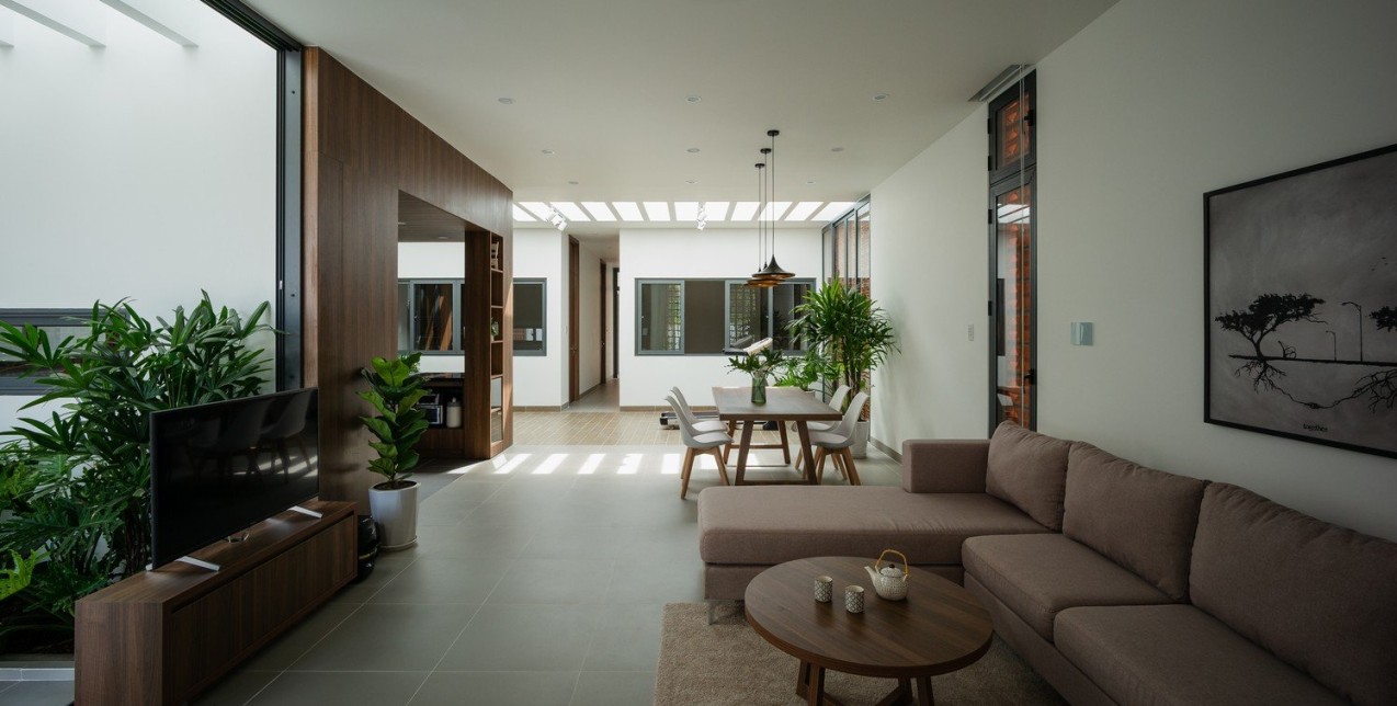 Δείτε πώς μια tiny κατοικία μετατρέπεται σε έναν κομψό μίνιμαλ παράδεισο