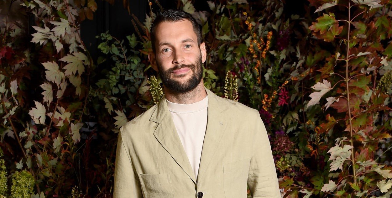 Τελικά η απάντηση του Jacquemus αντιπροσωπεύει το φως ή το σκοτάδι;