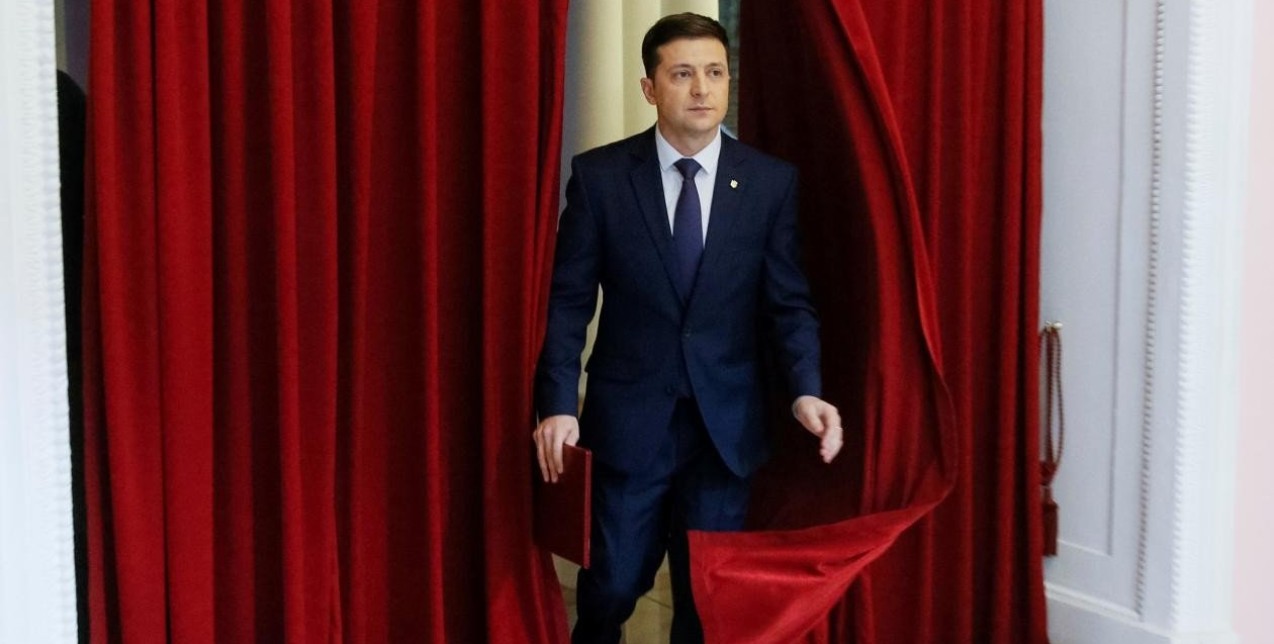 Volodymyr Zelensky: Ένας κωμικός που κρατάει όρθιο τον ουκρανικό λαό στην πιο δύσκολη μάχη