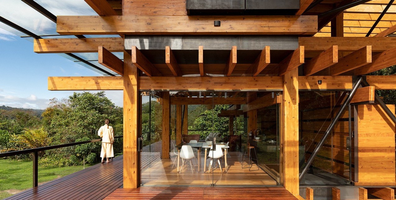 Πώς ένα forest house μετατρέπεται στο απόλυτο ησυχαστήριο