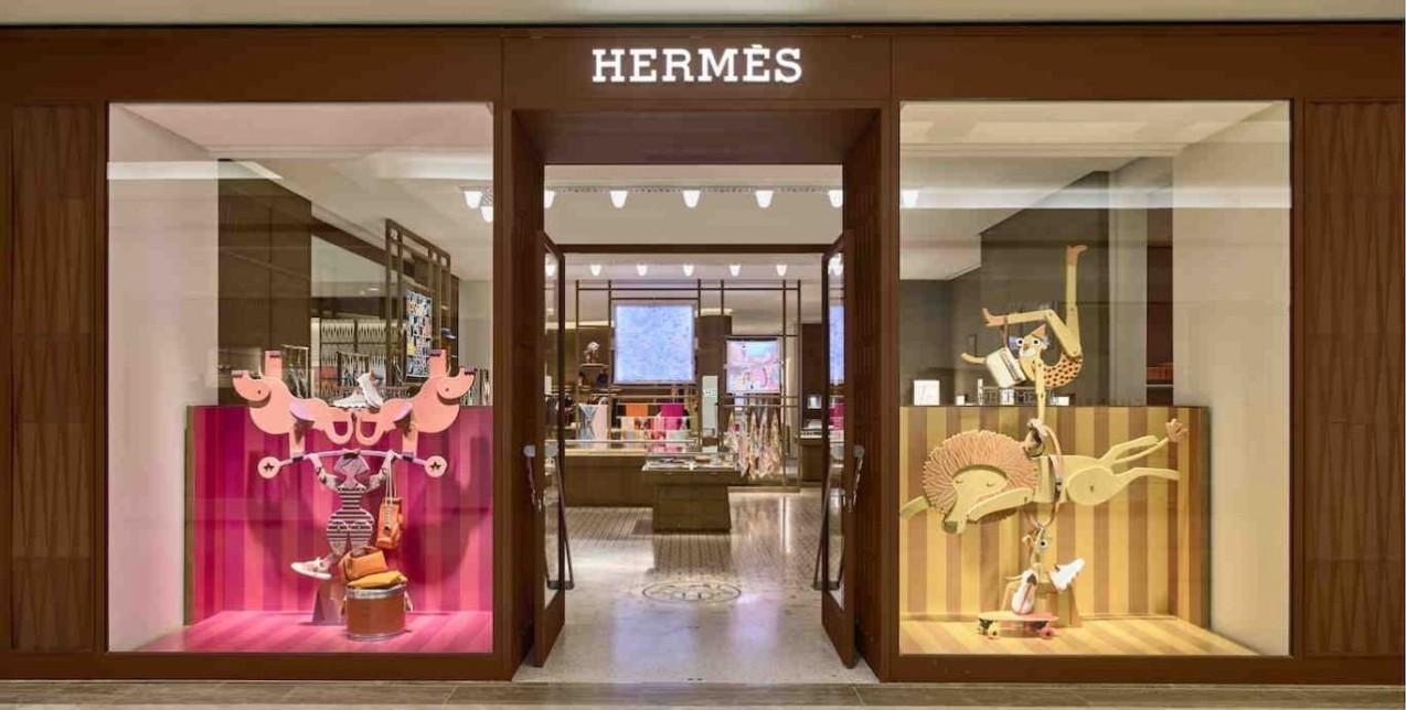 Η νέα boutique του οίκου Hermès στο South Coast Plaza είναι η επιτομή της παριζιάνικης κομψότητας