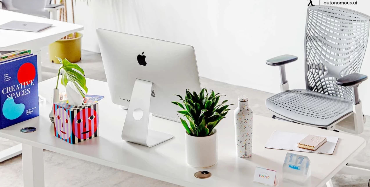 Πώς να καθαρίσετε μια οθόνη υπολογιστή σε 5 εύκολα βήματα