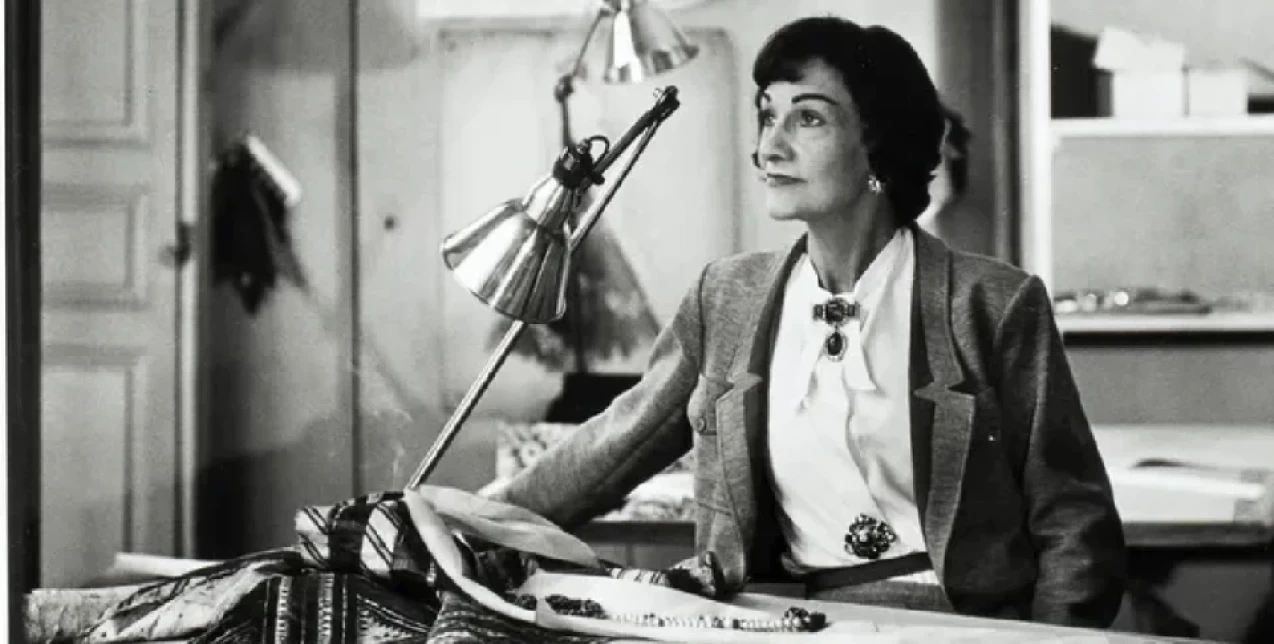 Gabrielle Coco Chanel: Η νέα έκθεση της διαχρονικά κομψής couturière φτάνει στο Λονδίνο