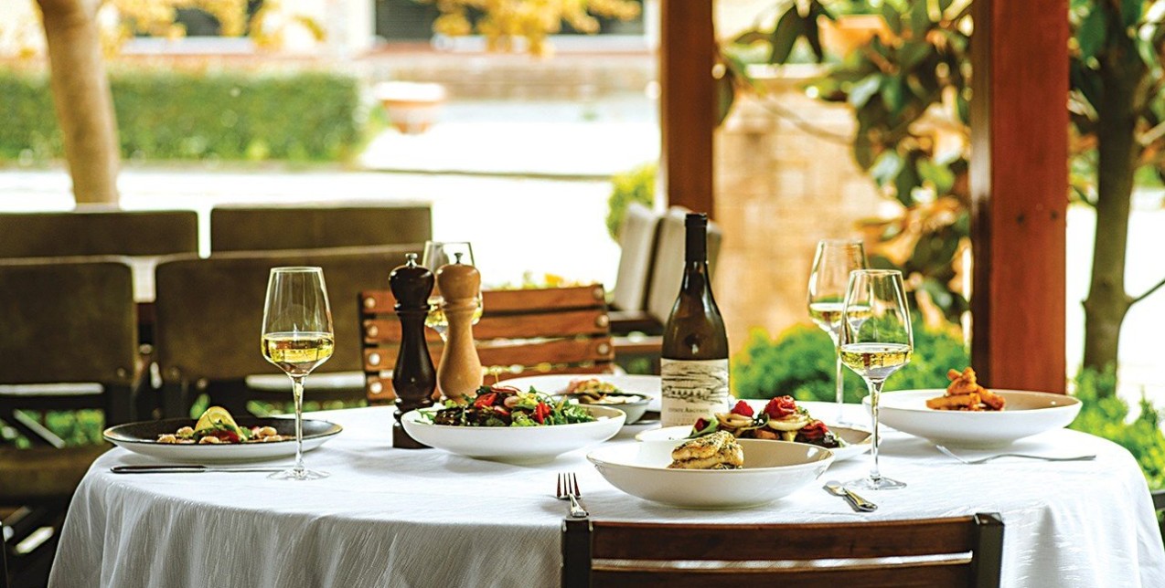 Dining away: ﻿﻿Τι θα λέγατε για μια «γευστική απόδραση» για φρέσκο ψάρι κοντά στη Θεσσαλονίκη