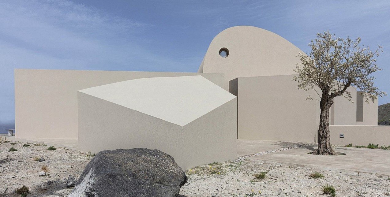 Το Monolithus house στη Σαντορίνη αποτελεί μια κατοικία - ωδή στην Κυκλαδίτικη αρχιτεκτονική 