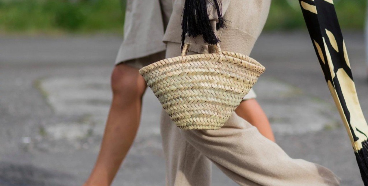 Από την παραλία στην πόλη: Οι 5 top handbag τάσεις για το φετινό καλοκαίρι