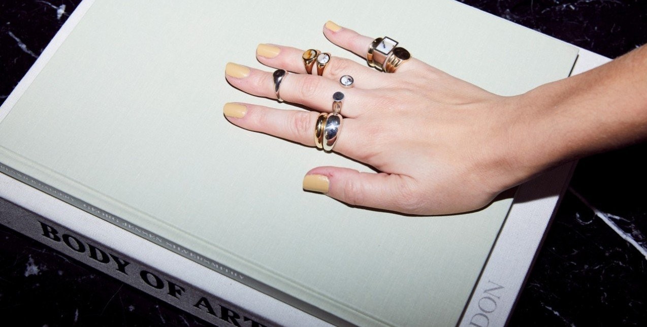 7 προτάσεις για καλοκαιρινά νύχια που βρίσκονται παντού στο Instagram 