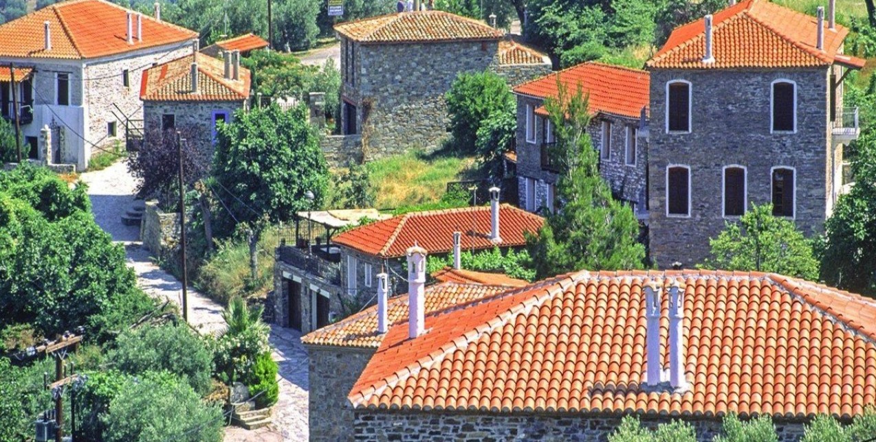 Τα ορεινά χωριά στη Χαλκιδική που αξίζει να προσθέσετε στην bucket-list σας αυτό το φθινόπωρο