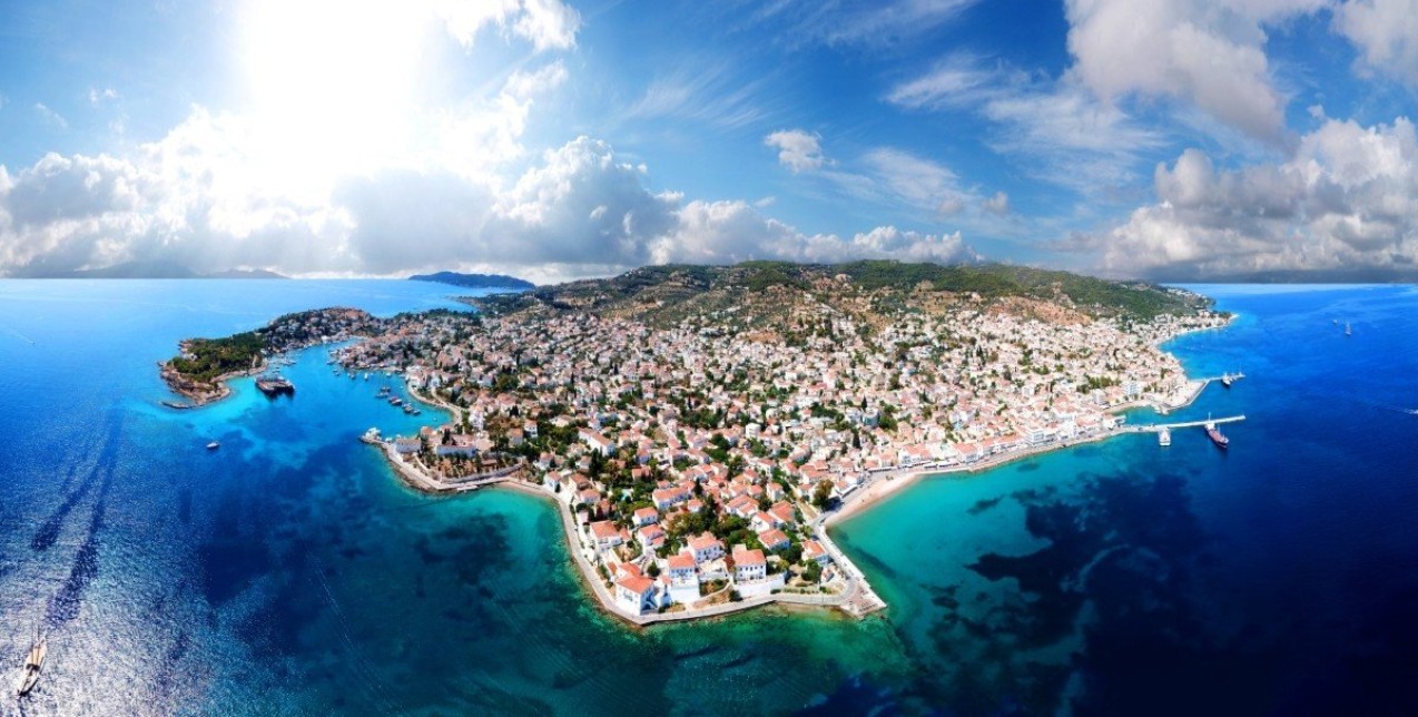 Αργοσαρωνικός: Ο επίγειος παράδεισος με τους προορισμούς-«κοσμήματα» που είναι ιδανικός για τον Σεπτέμβρη 