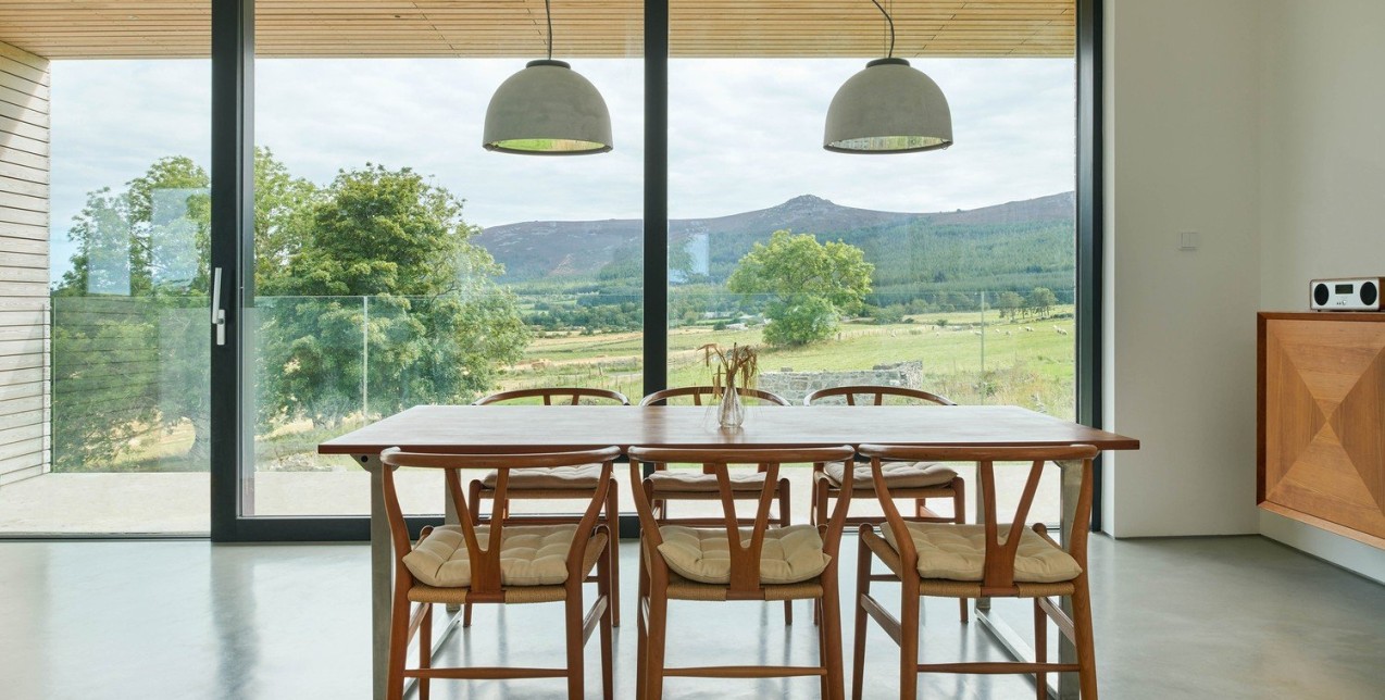 Πώς μια οικογενειακή κατοικία σ' ένα χωριό της Σκωτίας απογειώνει τον μοντερνισμό