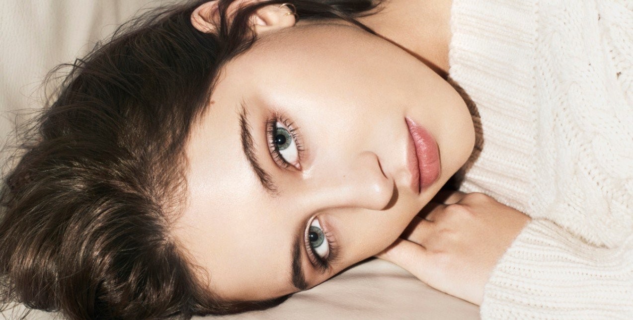 Monochrome makeup: Πώς θα υιοθετήσετε τη μεγαλύτερη τάση του φθινοπώρου