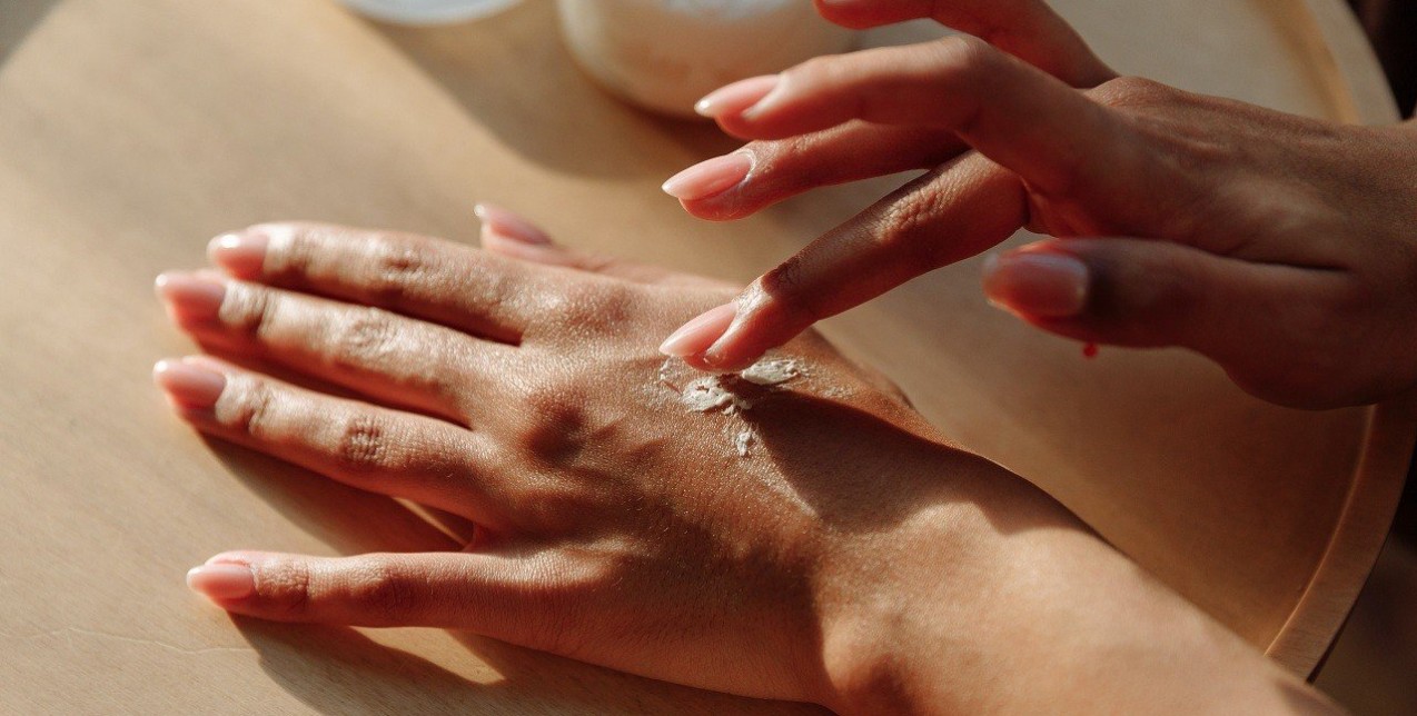 Πώς θα αποφύγετε το σπάσιμο των νυχιών σύμφωνα με τους experts