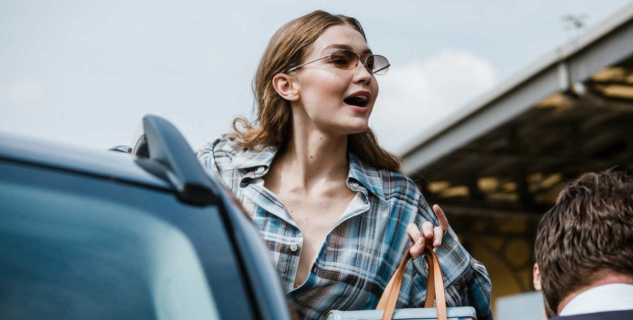 Αν δεν έχετε χρόνο για styling στα μαλλιά τότε αυτά τα 9 εύκολα looks είναι η λύση  