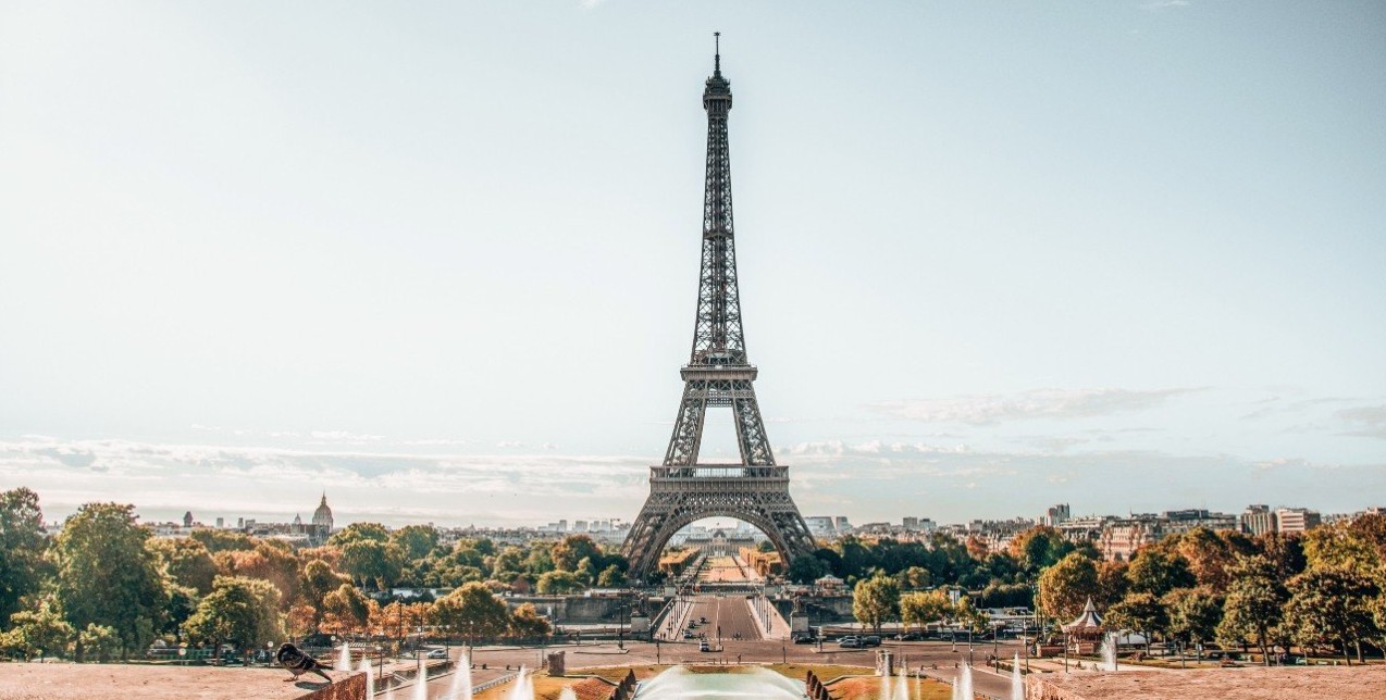 Travel lovers: 4+1 ταξίδια στο εξωτερικό που πρέπει να κάνετε asap