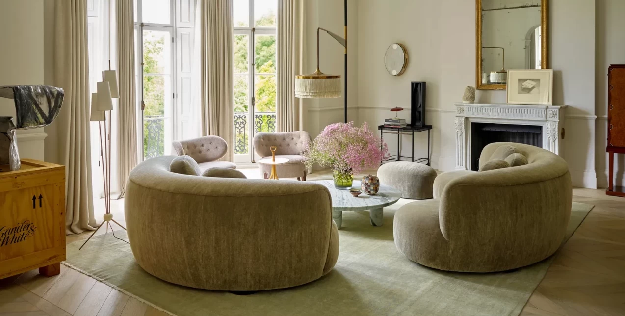 Περιηγηθείτε στο εσωτερικό ενός ιστορικού σπιτιού στο Notting Hill με super elegant διακόσμηση 