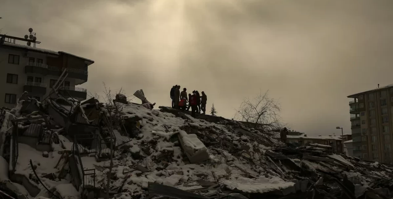Φρίκη δίχως τέλος στην Τουρκία και δημόσιο «ευχαριστώ» στην Ελλάδα