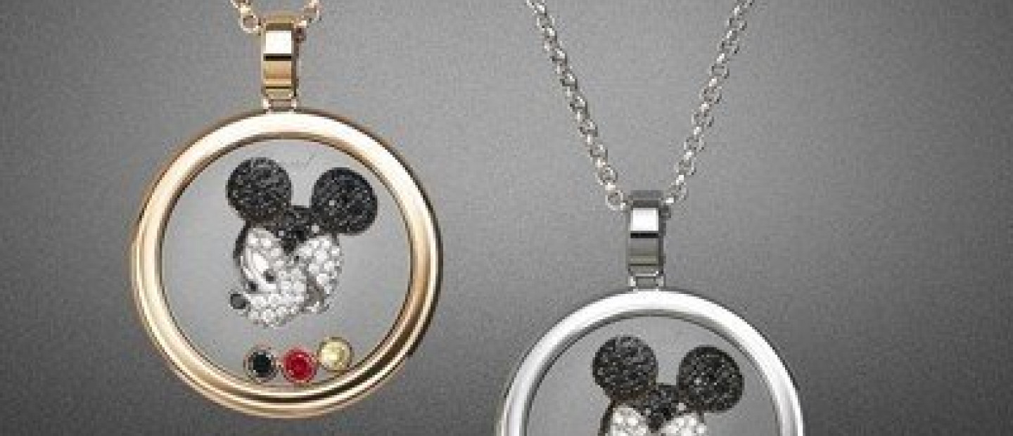 “Happy Mickey” Collection 