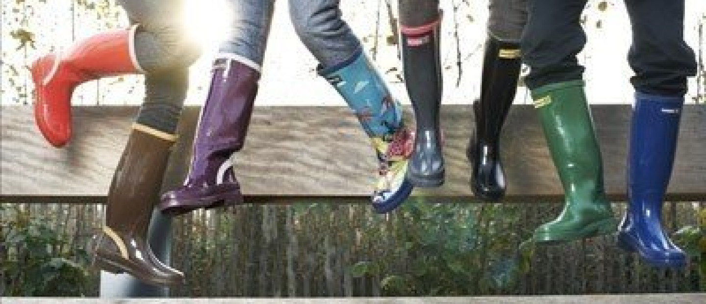 Happy Rainboots 