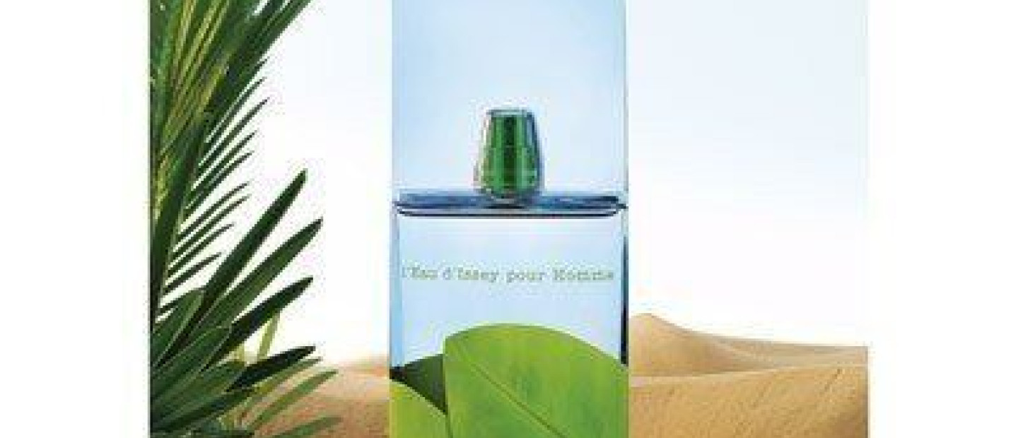 Water, desert, oasis